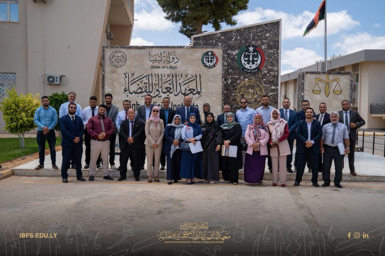 ورشة عمل متخصصة حول “الحجوزات الإدارية والقضائية”